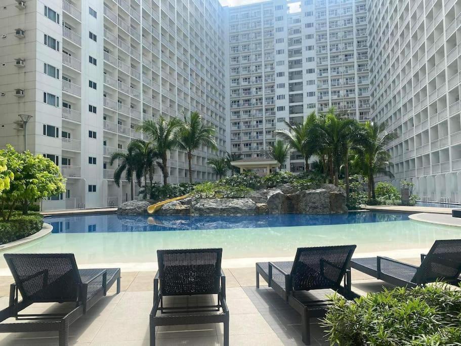Shore 1 & 3 Residences Moa 1Br With Balcony By Darpm マニラ市 エクステリア 写真