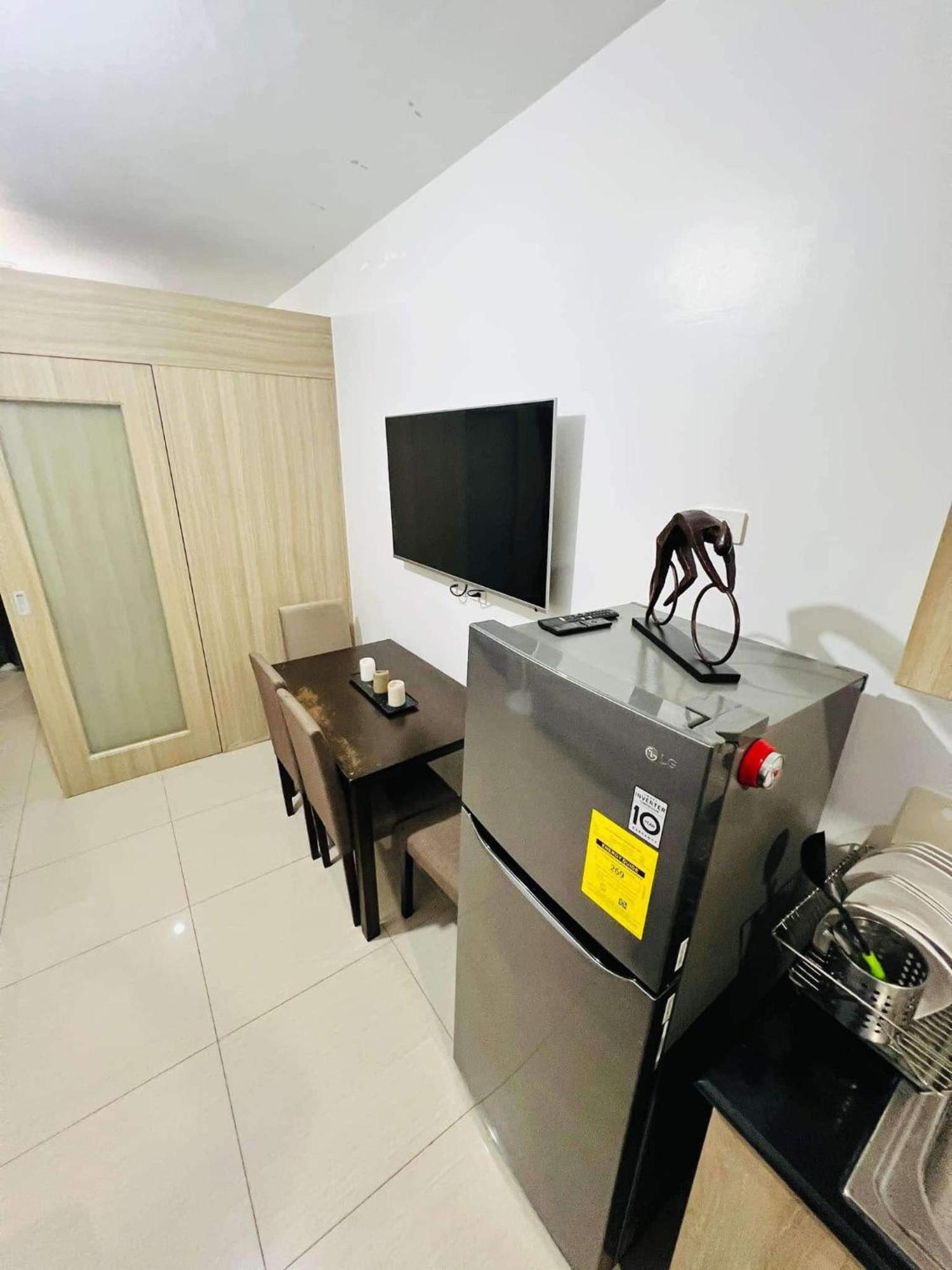 Shore 1 & 3 Residences Moa 1Br With Balcony By Darpm マニラ市 エクステリア 写真